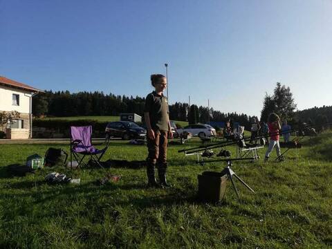 Nachtangeln 2018: Angelplatz auf der Wiese am Furthweiher