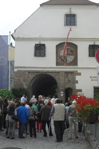 Vereinsausflug Schärding 2014: Stadtführung am Stadttor